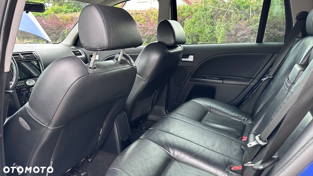 Ford Mondeo V6 ST 220 - 10