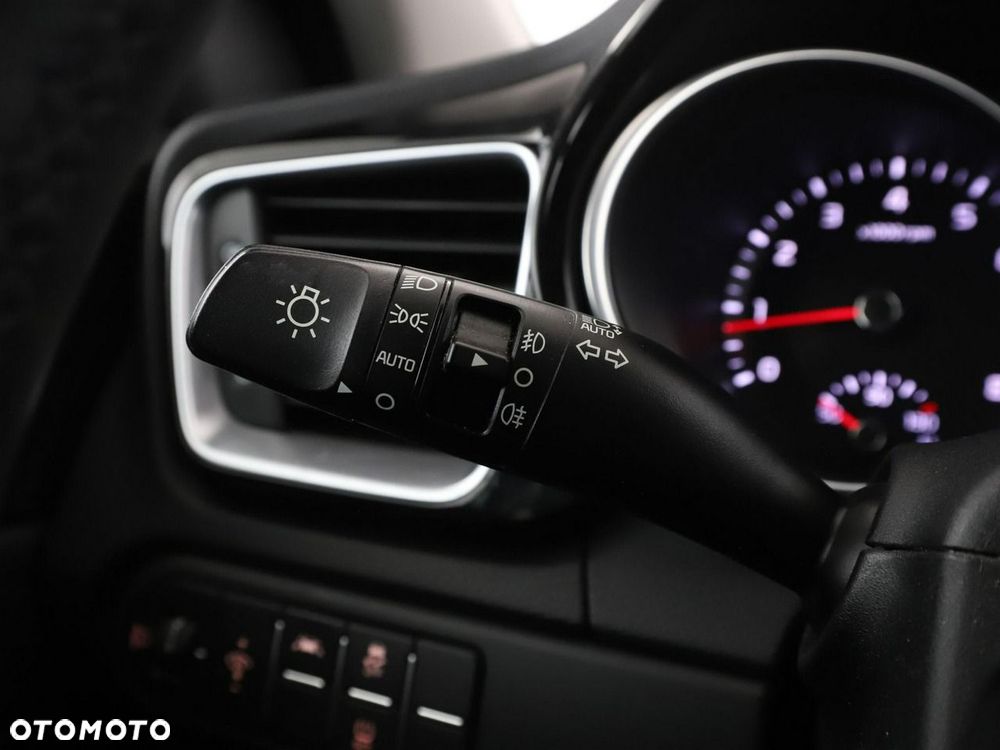 Kia XCeed 1.4 T-GDI OPF DCT7 VISION - 34
