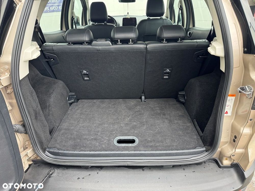 Ford EcoSport - 25
