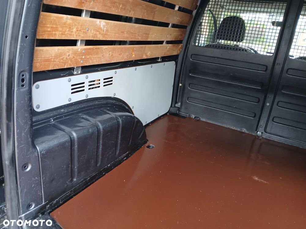 Volkswagen CADDY - 10