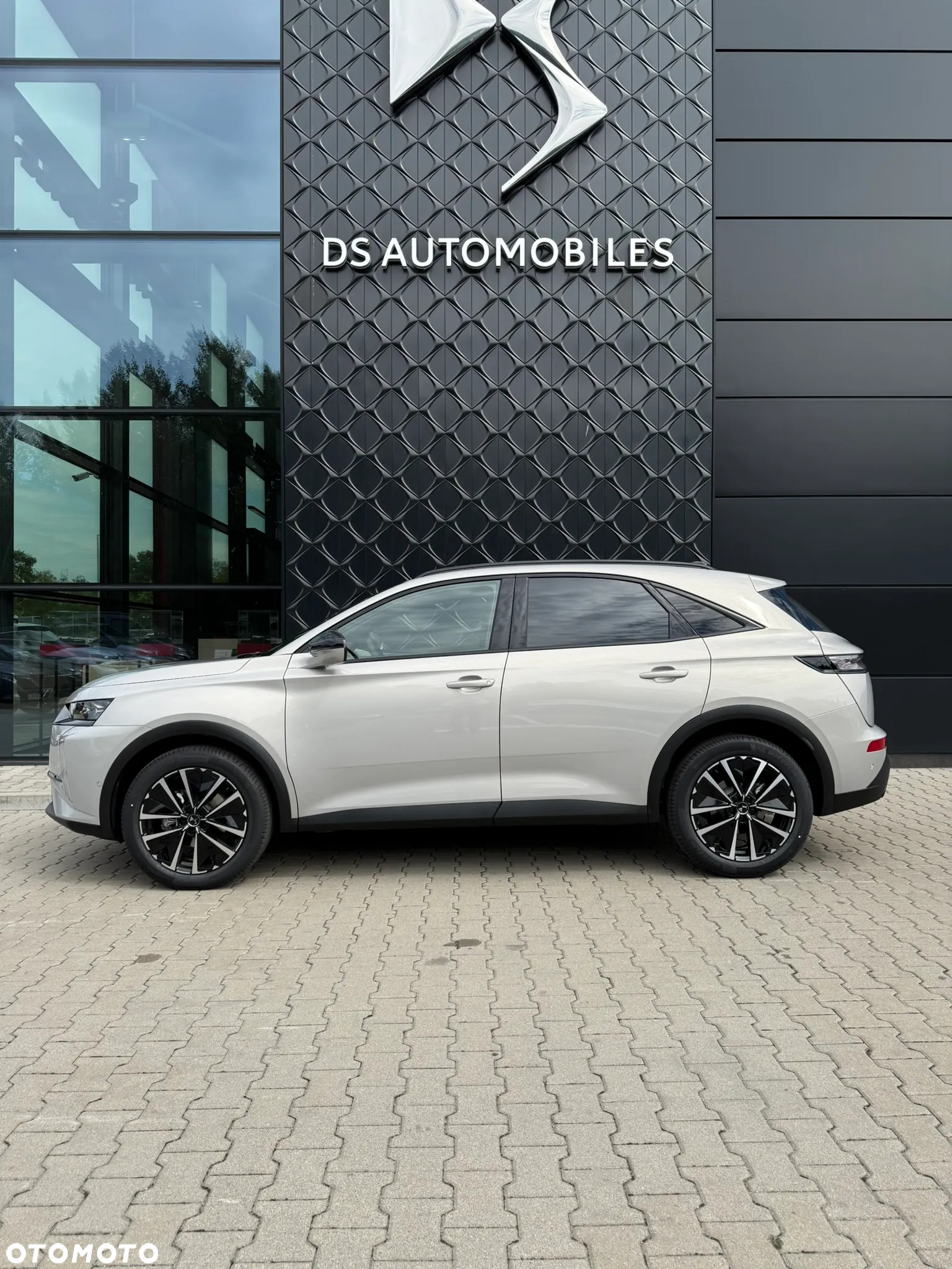 DS Automobiles DS 7 Crossback 1.5 BlueHDi Etoile - 4