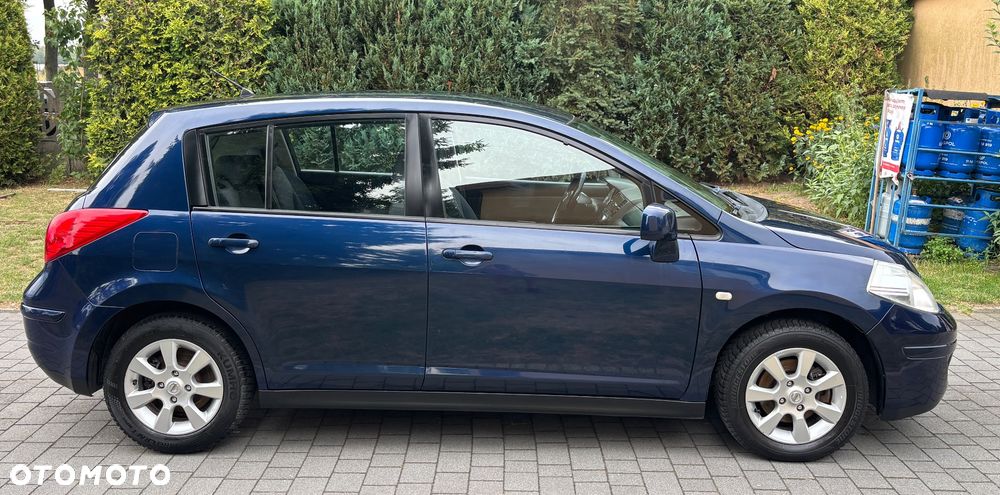 Nissan Tiida - 21