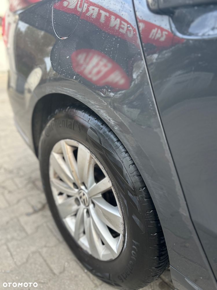 Volkswagen Passat 1.6 TDI Comfortline - 5