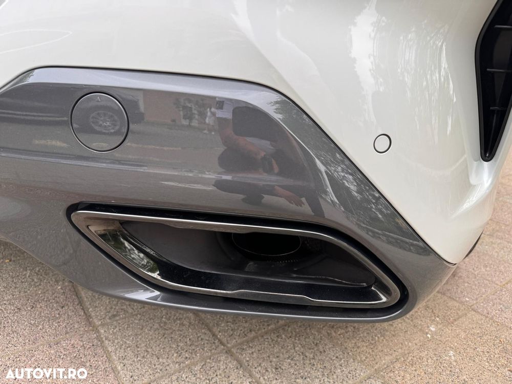 BMW Seria 8 - 24