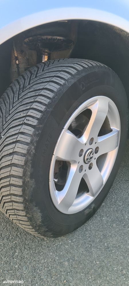 Volkswagen Transporter Caravelle Scurt (5 loc) - 9