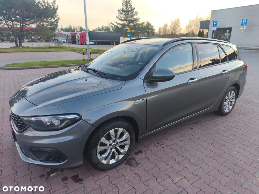Fiat Tipo 1.4 T-Jet 16v Lounge - 3