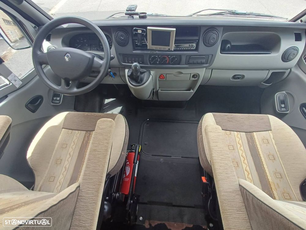 Renault Master Burstner Delfim T680 - 27