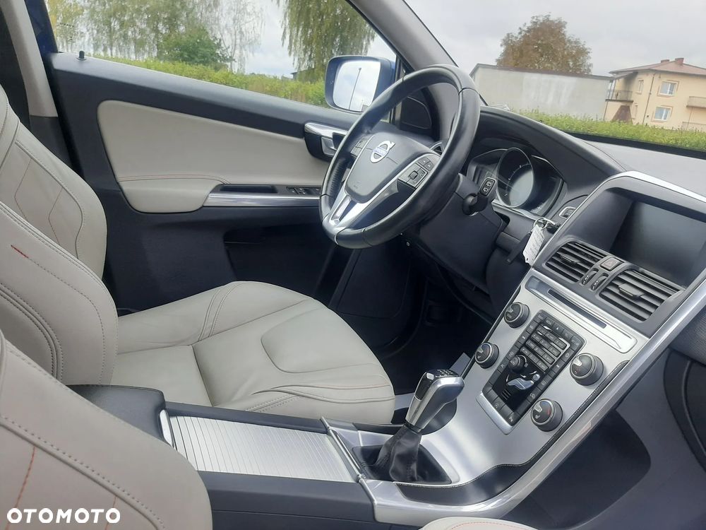 Volvo XC 60 D3 Inscription - 22
