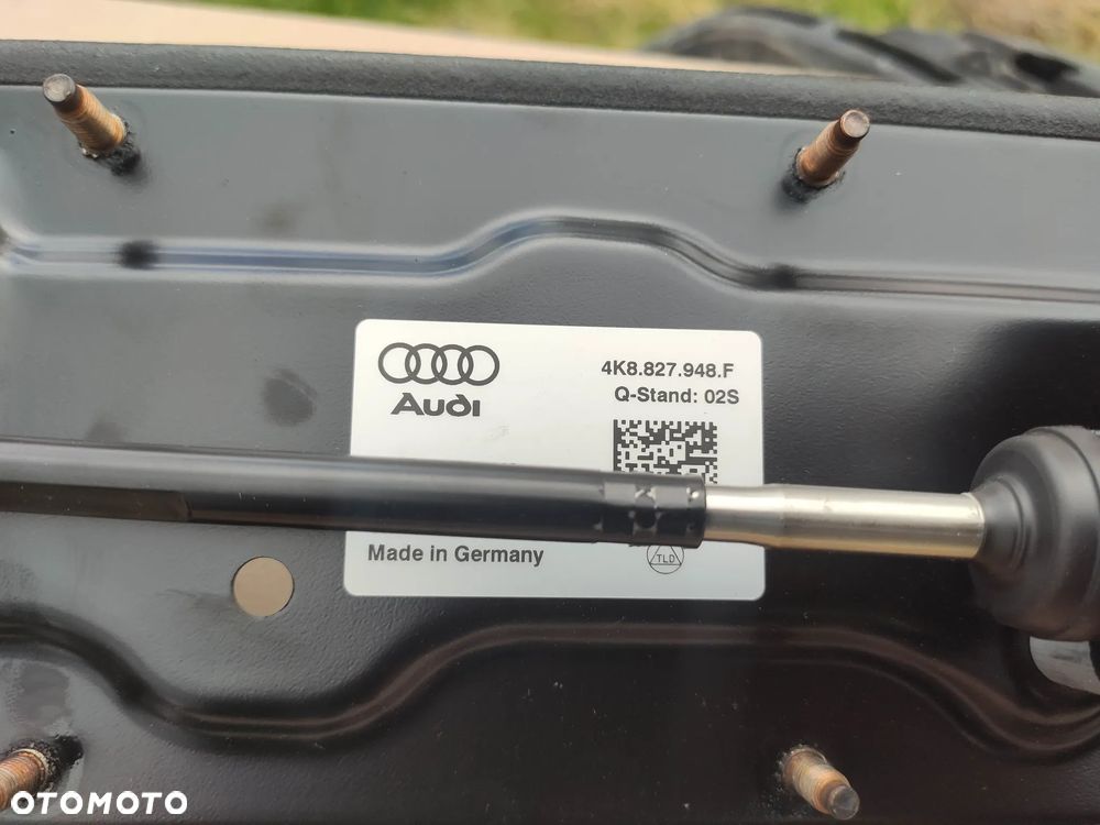 WG Mechanizm spoilera tył z Osłoną Audi A7 S7 RS7 C8 4K8827948F - 3