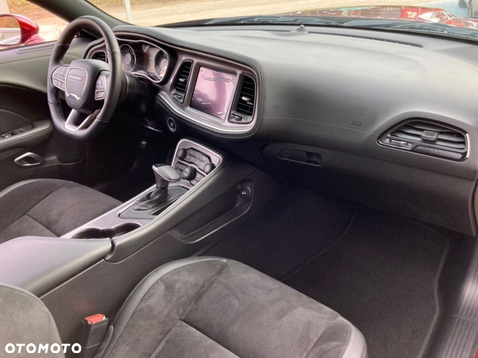Dodge Challenger 5.7 R/T - 26