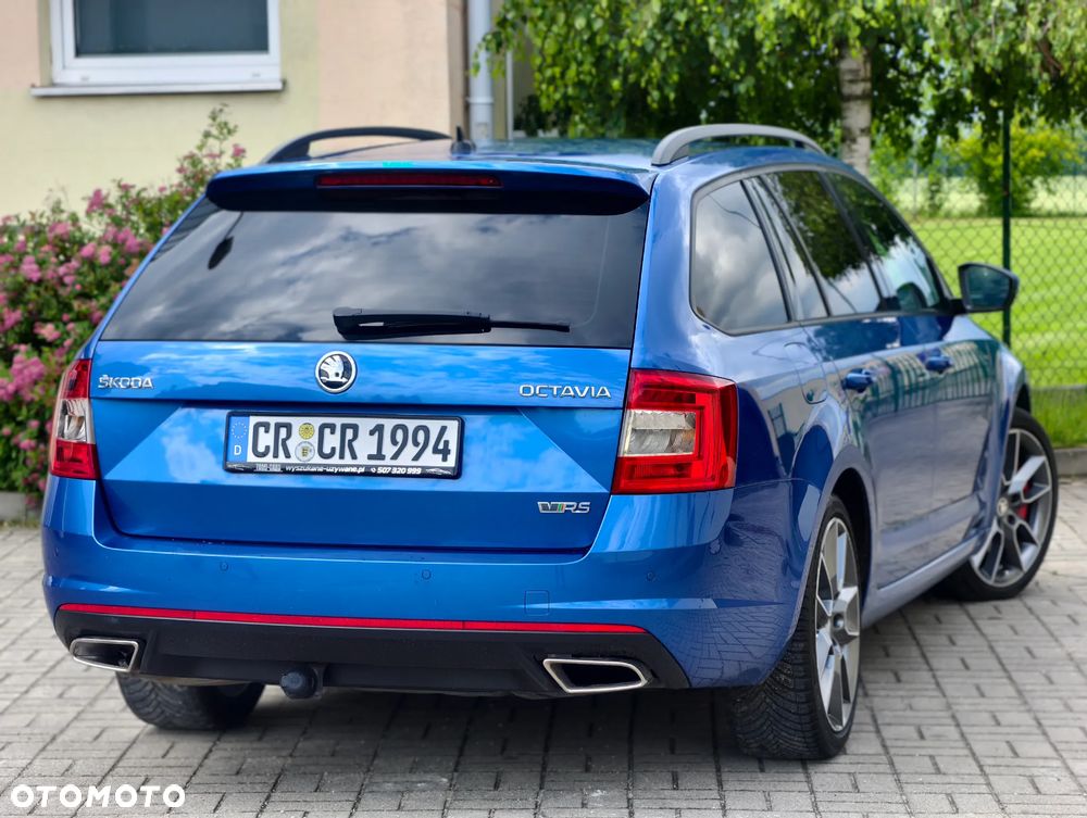 Skoda Octavia 2.0 TDI DSG RS - 4