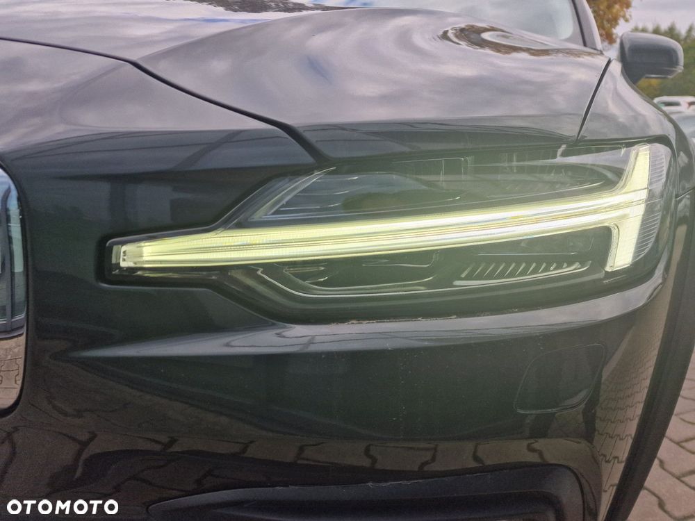 Volvo V60 Cross Country - 20