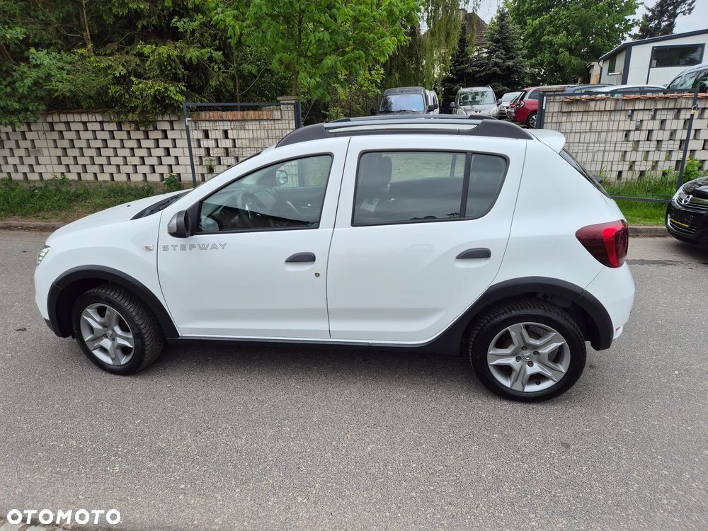 Dacia Sandero TCe 90 Laureate - 11