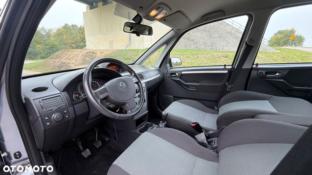 Opel Meriva - 23