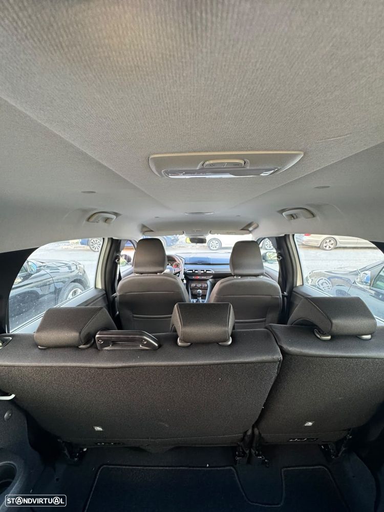Dacia Jogger 1.0 TCe Essential 7L - 21