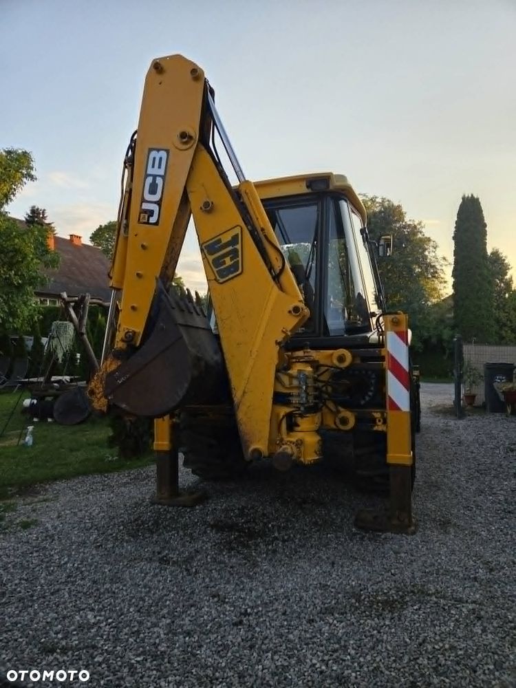 JCB 3CX - 4