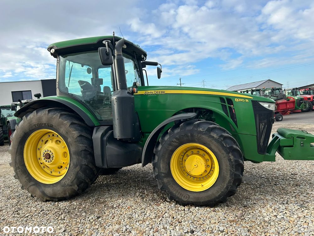 John Deere 8310R - 9