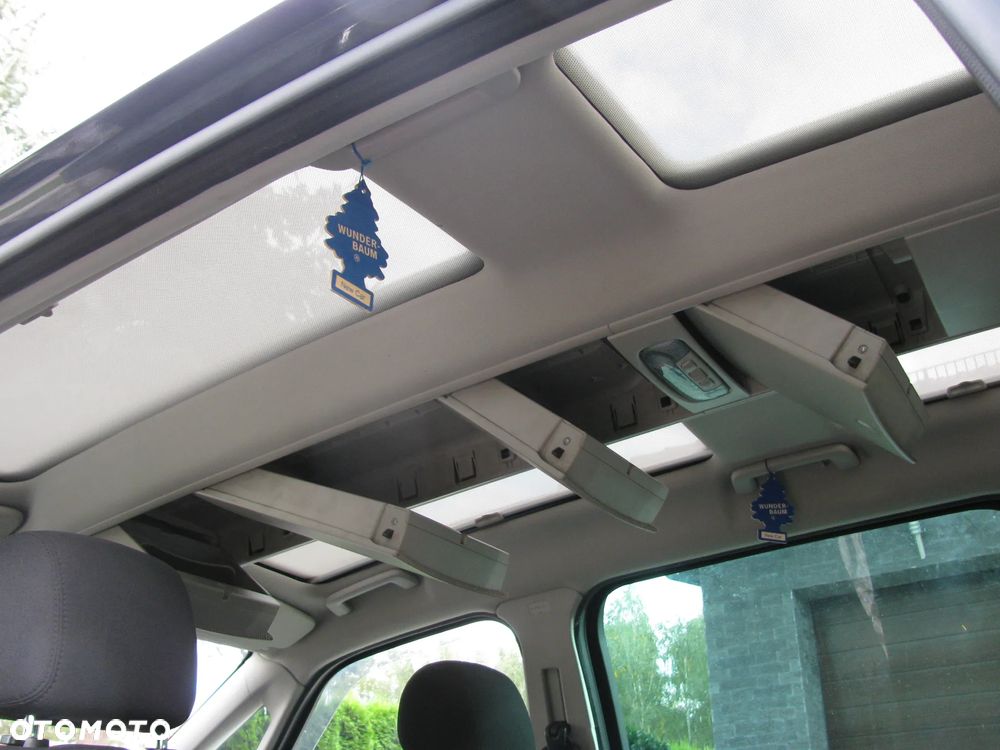 Ford Galaxy 2.0 TDCi Titanium - 28