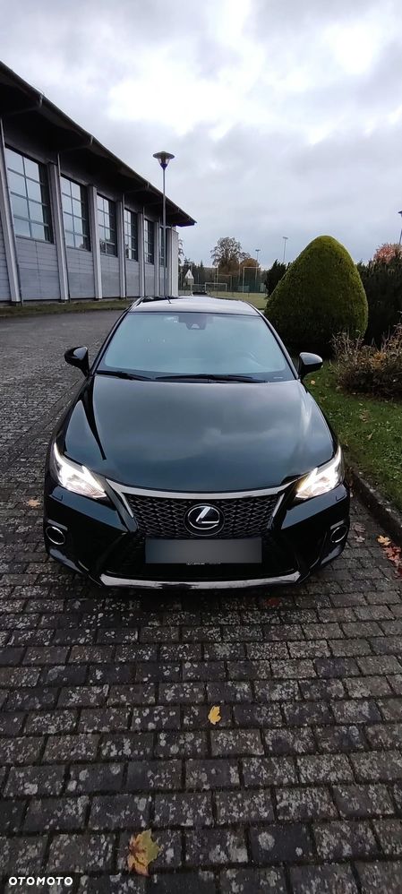 Lexus CT 200h F Sport Edition - 8
