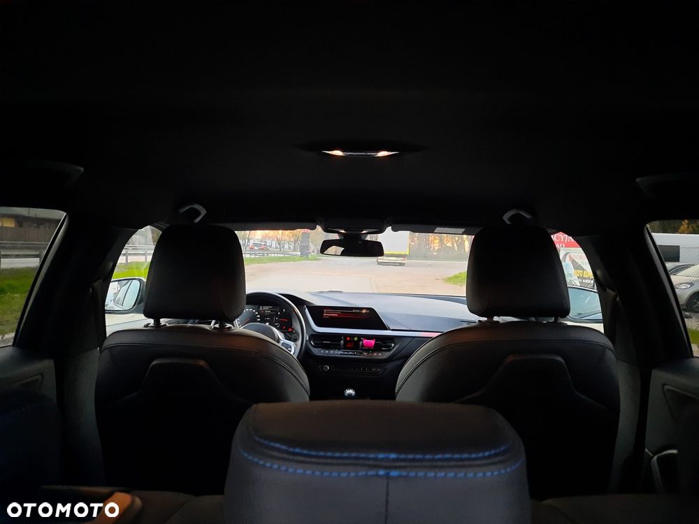 BMW Seria 1 118i M Sport - 22
