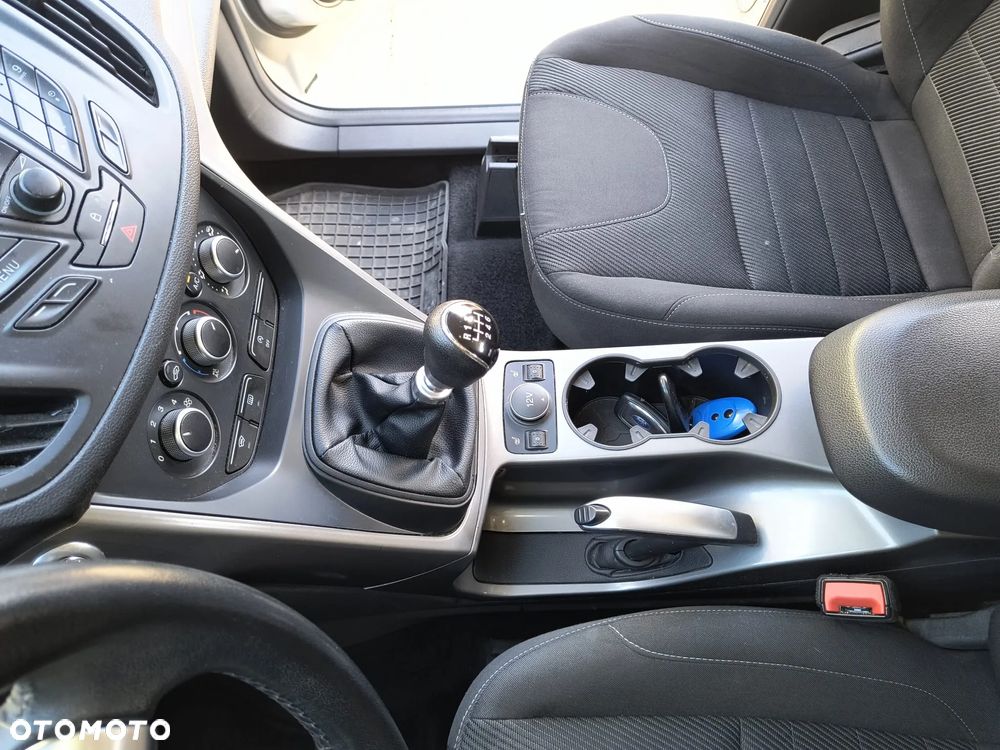 Ford Kuga 2.0 TDCi FWD Trend - 5