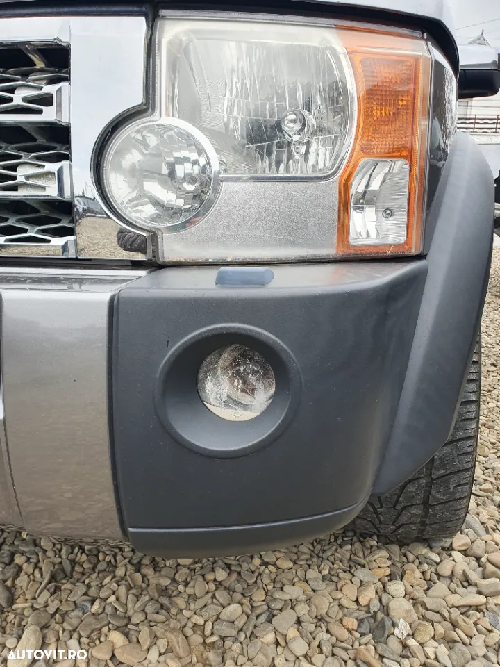 Far faruri stanga dreapta turbo turbina turbosuflanta debitmetru aer senzori parcare bara fata spate clapeta acceleratie galerie evacuare admisie motoras geam Land Rover Discovery 3 an 2007 motor 2.7 tdv6 190 cp tip motor 276dt dezmembrez dezmembrari - 2