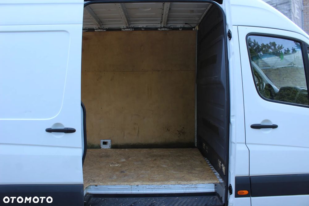Mercedes-Benz Sprinter - 17