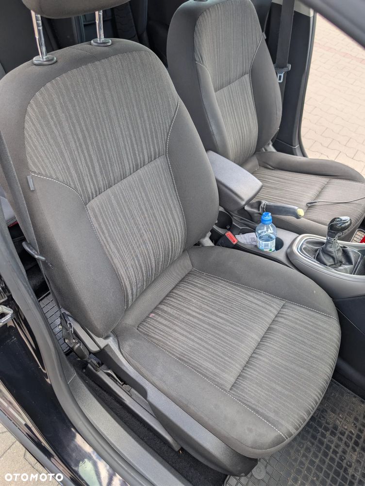 Opel Astra 1.7 CDTI DPF - 19