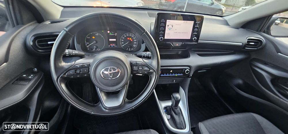 Toyota Yaris 1.5 HDF Comfort Plus - 16