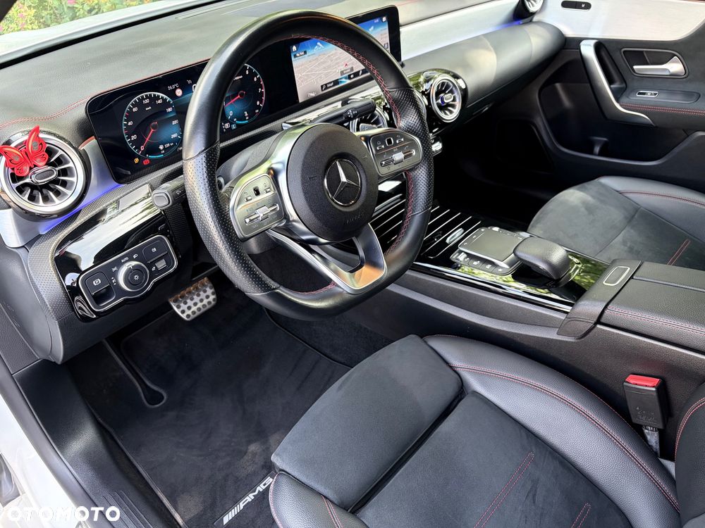 Mercedes-Benz CLA 200 AMG Line 7G-DCT - 27