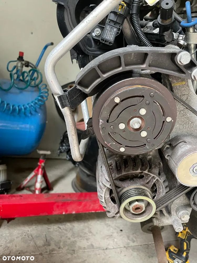 Kompresor sprężarka klimatyzacji Fiat Panda III 3 1.2 517473180 - 1
