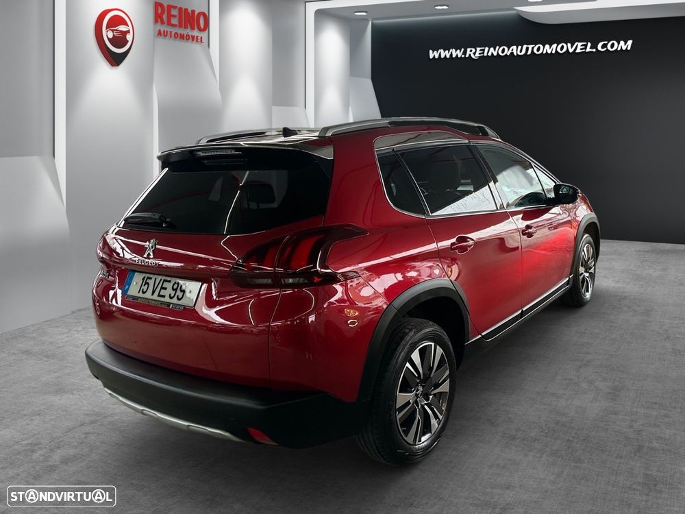 Peugeot 2008 1.2 PureTech Allure - 3