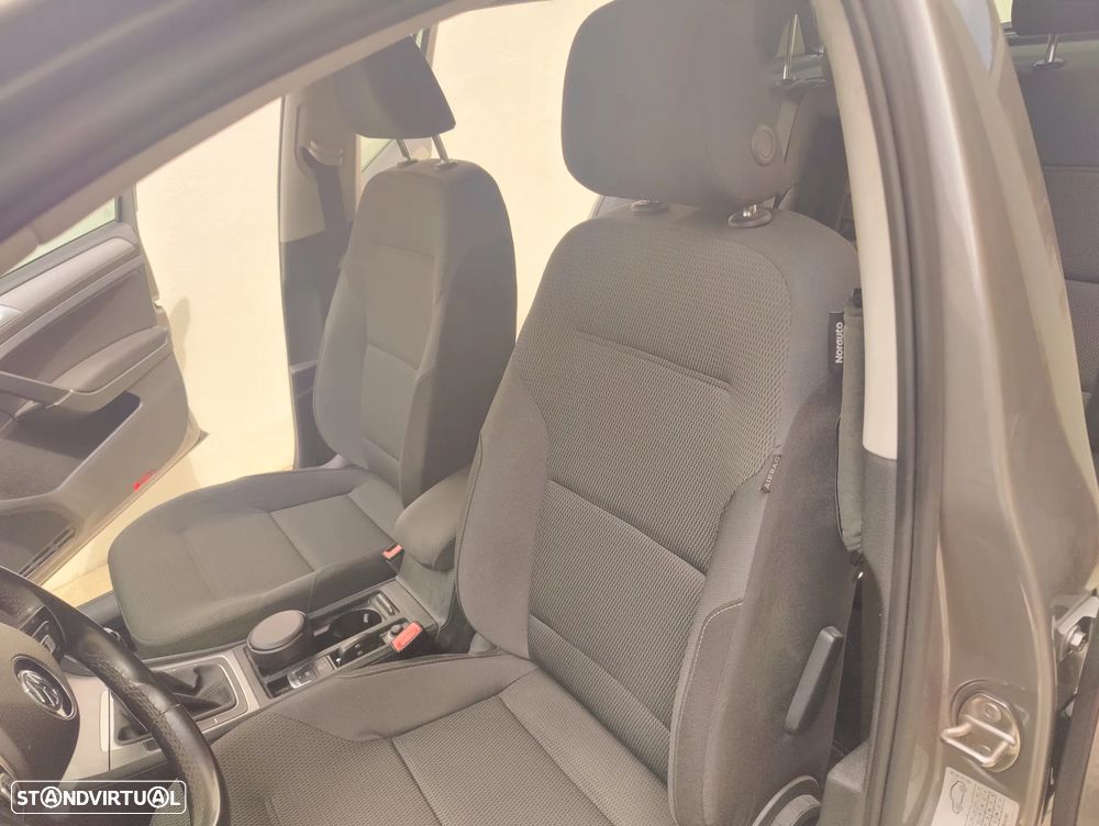 VW Golf 1.2 TSi Confortline - 7