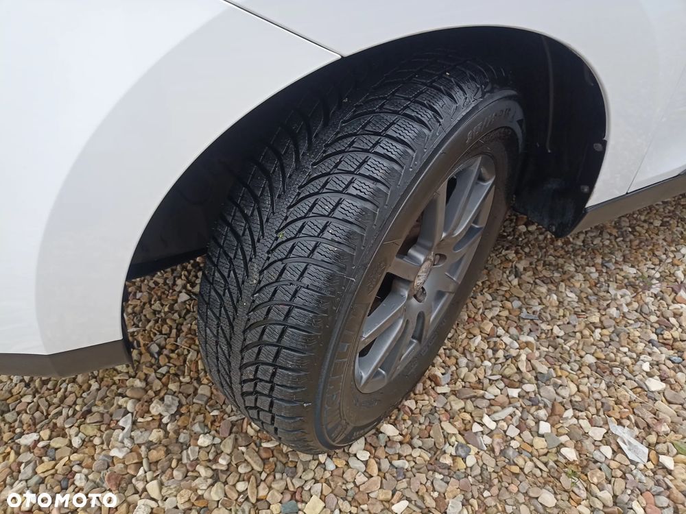 Hyundai ix35 blue 1.6 2WD Finale Silver - 36