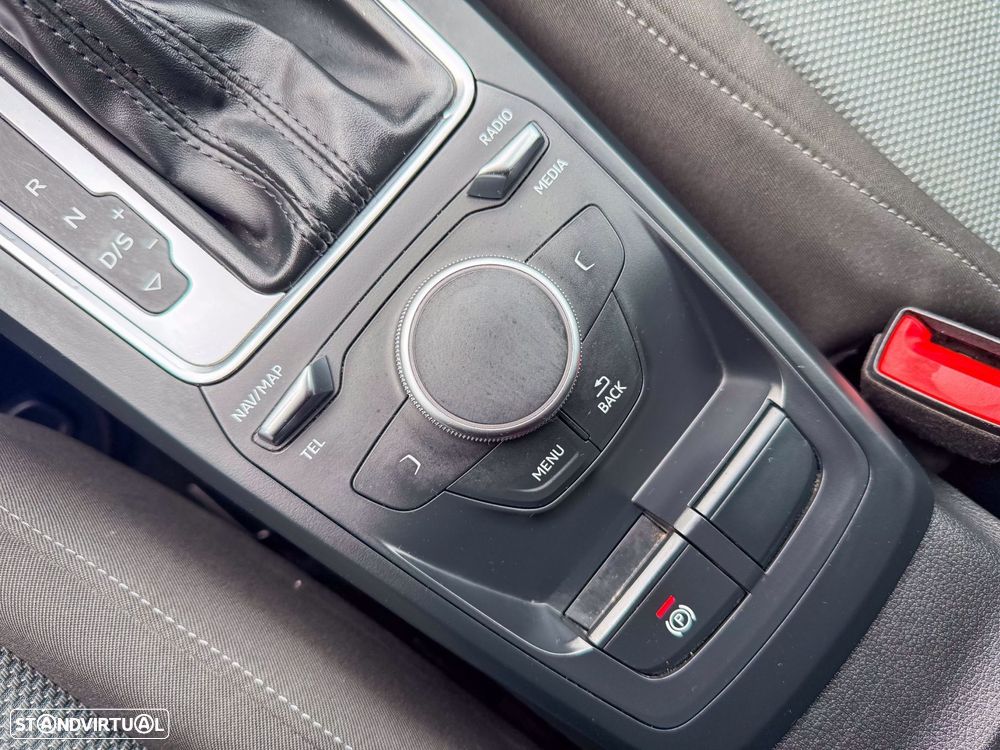 Audi Q2 30 TDI S tronic - 25