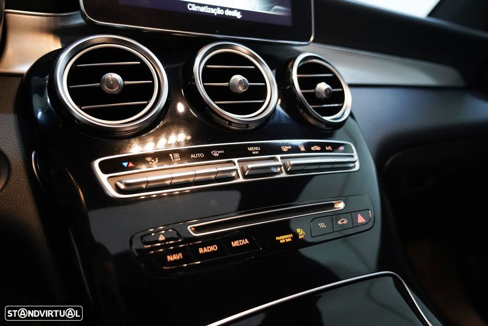 Mercedes-Benz GLC 350 e AMG Line 4-Matic — fotografia 15
