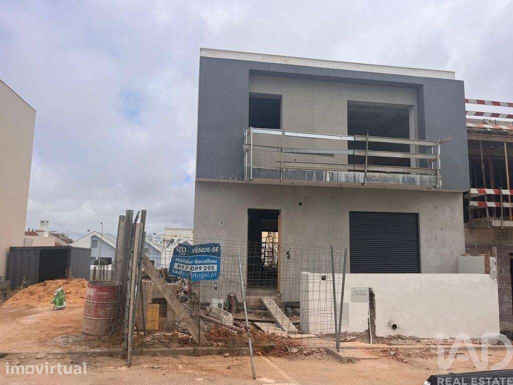 Casa / Villa T3 em Estômbar e Parchal de 297,00 m2 - Grande imagem: 2/23