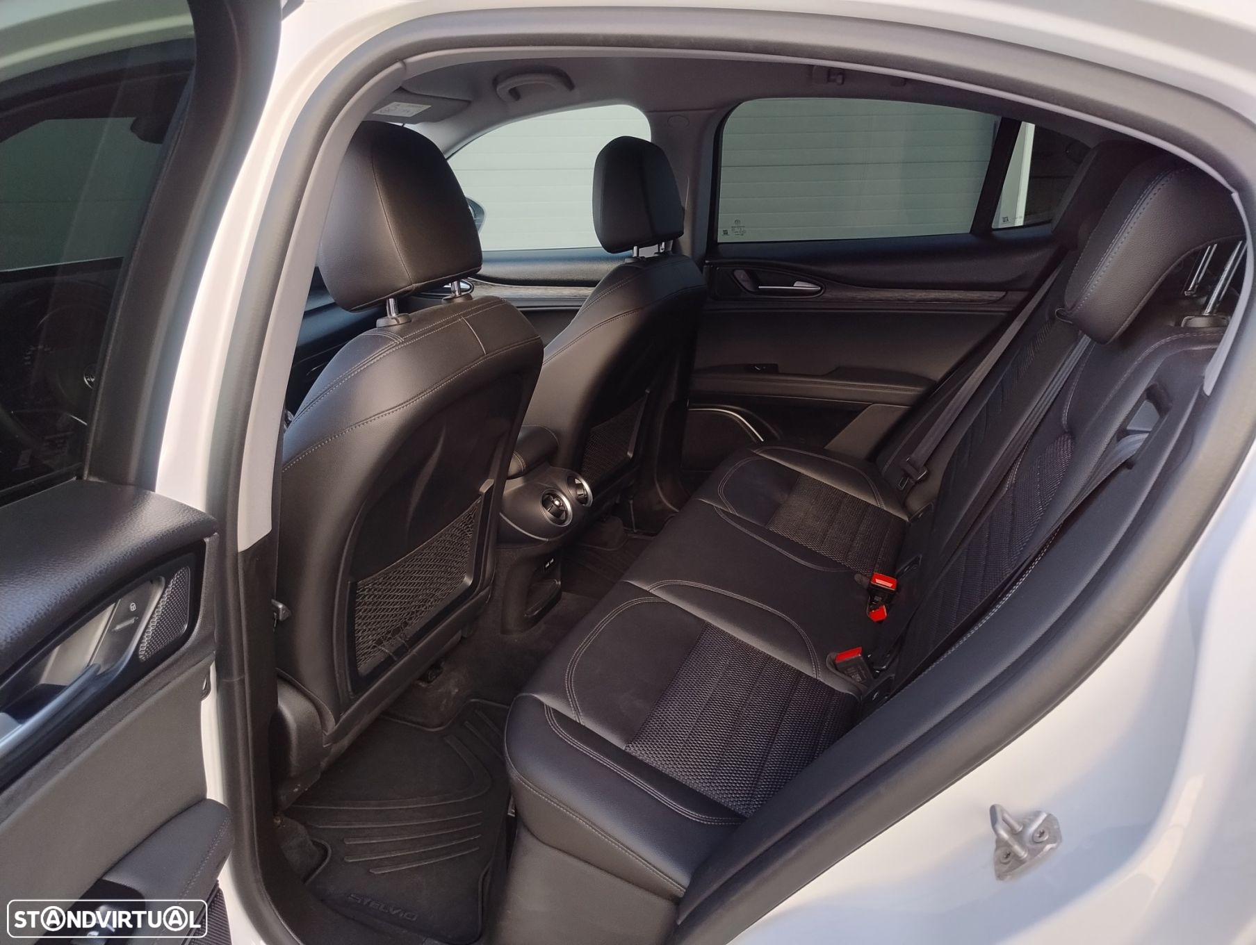 Alfa Romeo Stelvio 2.2 D Super AT8 Q4 - 19