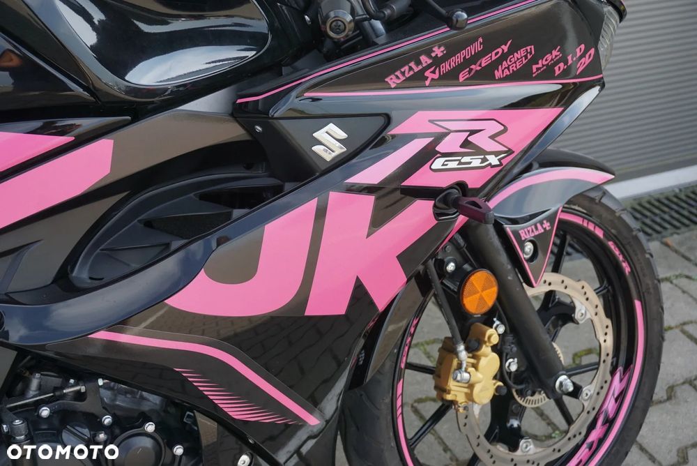 Suzuki GSX - 8