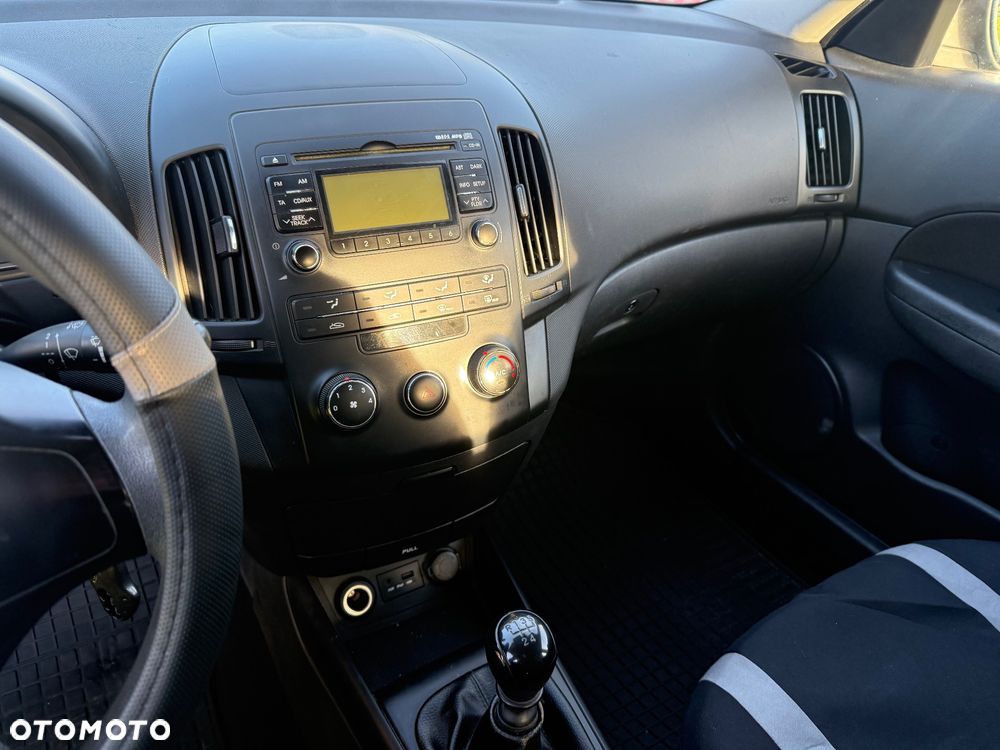 Hyundai i30 1.4 Base - 6