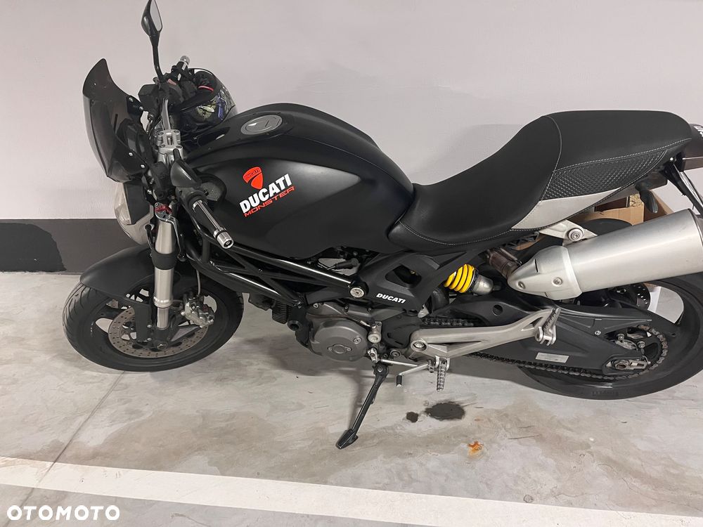 Ducati Monster - 1