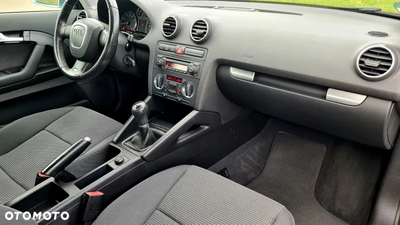 Audi A3 1.6 Attraction - 20