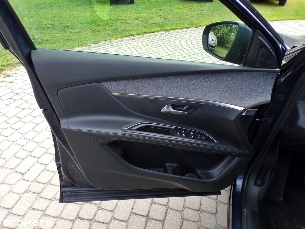 Peugeot 5008 PureTech 130 Stop & Start Active - 17