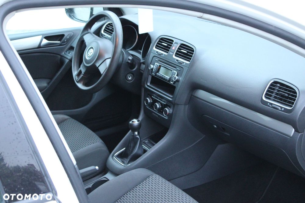 Volkswagen Golf - 9