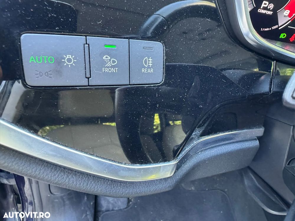 Audi Q3 - 23