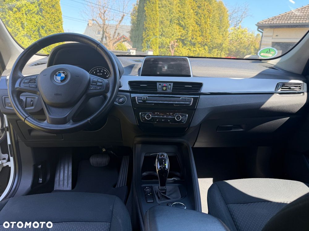 BMW X1 sDrive18i - 10
