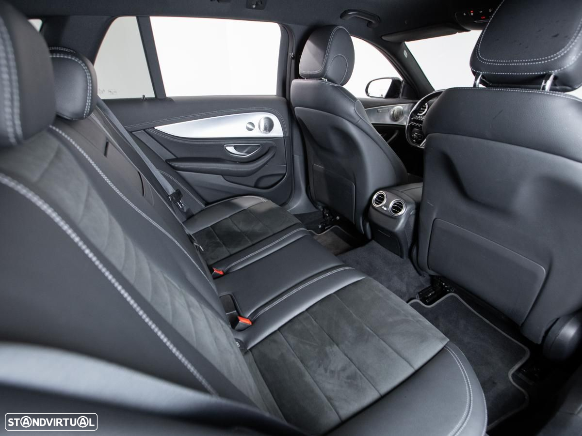 Mercedes-Benz E 300 de AMG Line - 11