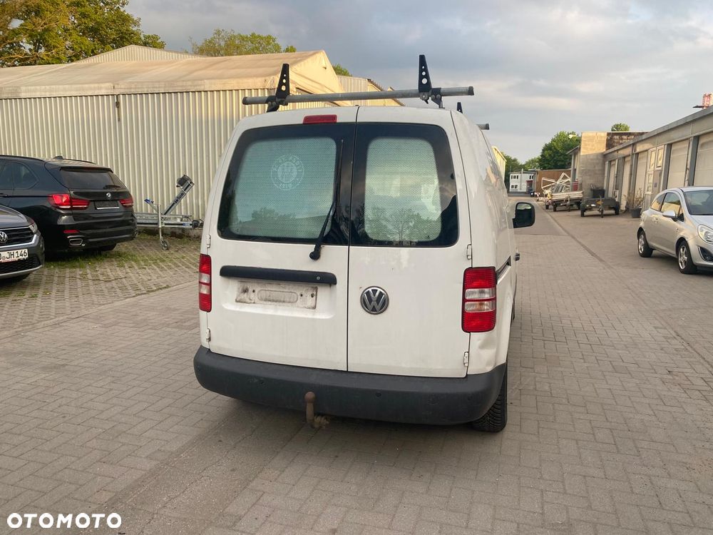 Volkswagen Caddy 1.6 (7-Si.) BMT Startline - 6