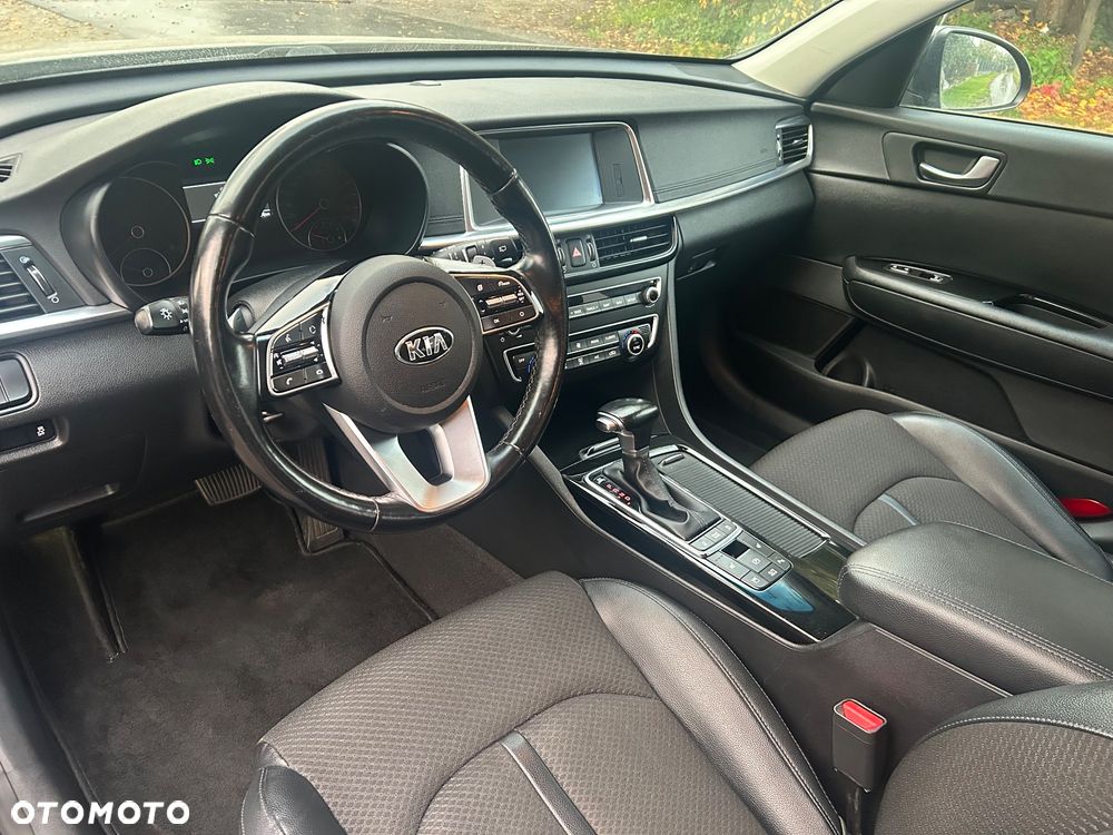 Kia Optima 1.6 T-GDI L DCT - 12