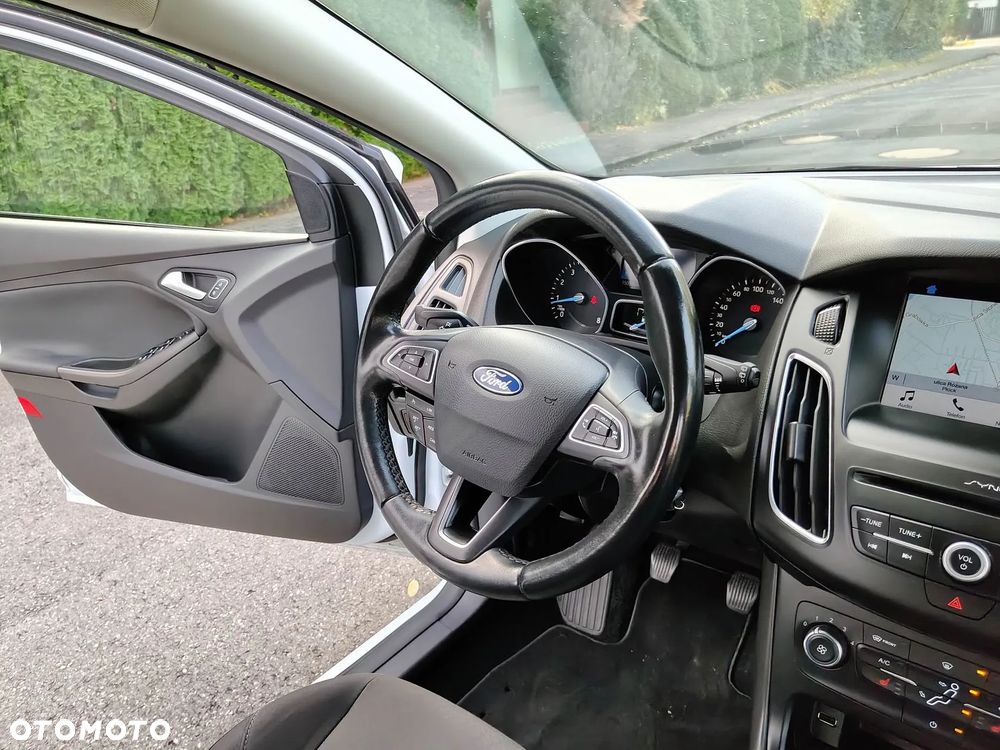 Ford Focus Turnier 1.5 EcoBoost Start-Stopp-System Business Edition - 24